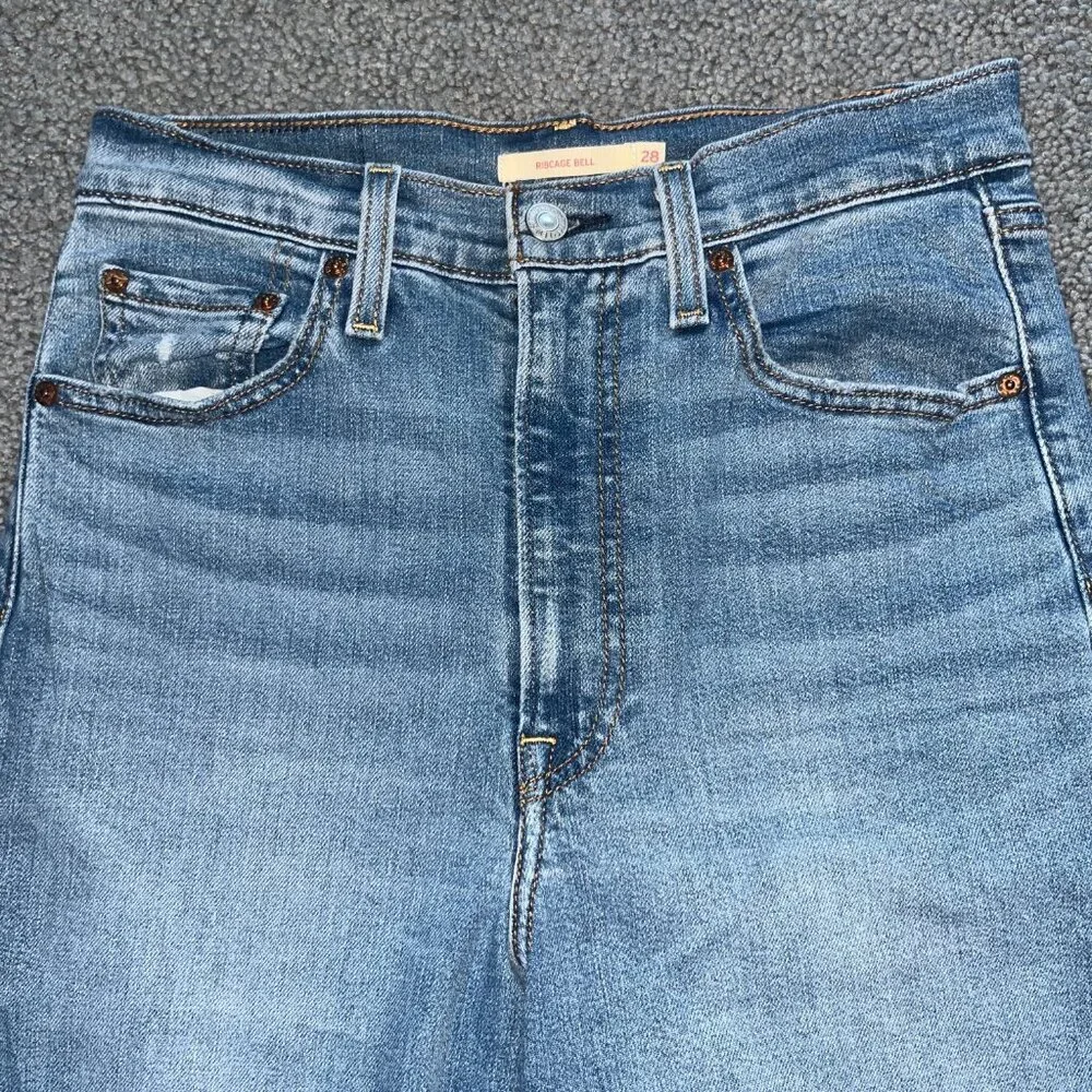 LEVI'S RIBCAGE BELL BLUE JEANS - BIG BELL BOTTOM FLARE EXTREME HIGH WAIST  28X30 - Picture 10 of 14